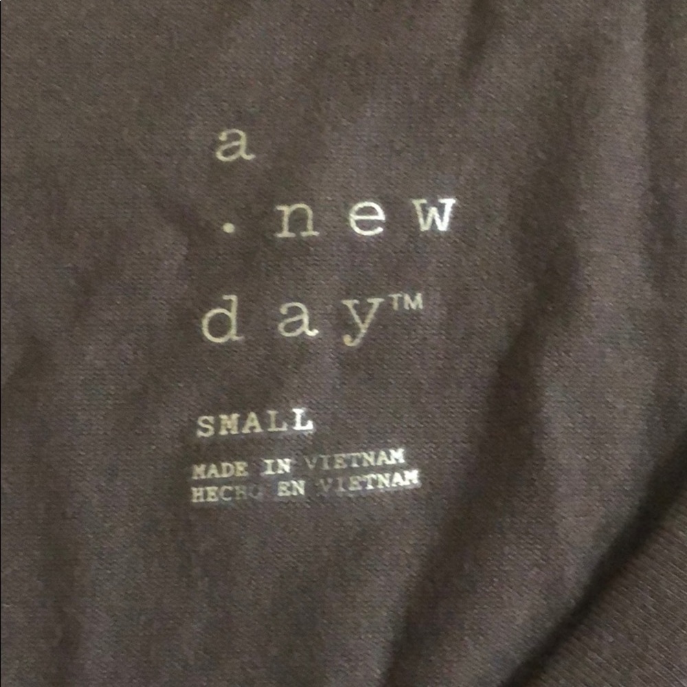 T-shirt - Picture 3 of 3